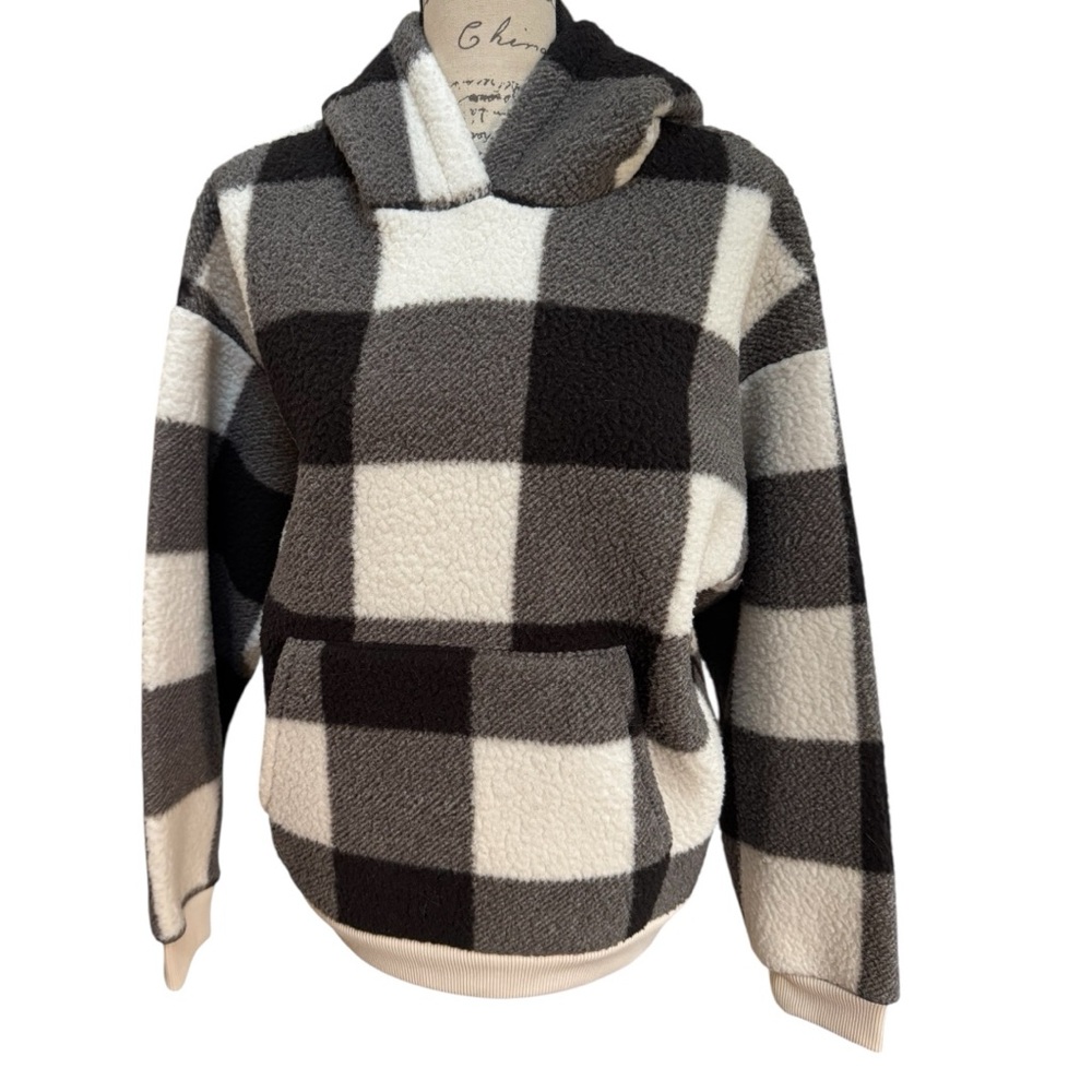 Cozy! 🦅 Sherpa Pullover | AE | Medium women’s